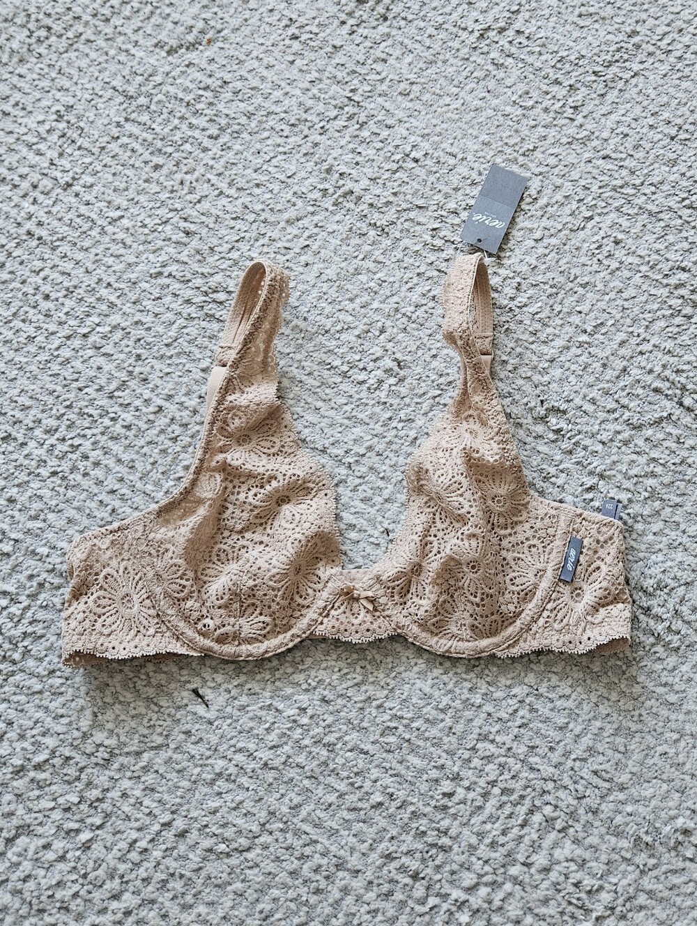 AERIE Nude Beige Unlined Plunge Lace 32A NWT
